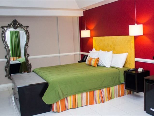 Eden Gardens Wellness Resort & Spa 킹스톤 외부 사진